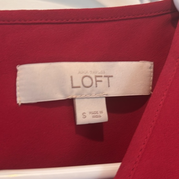 Loft Dressy Dark Red Tank Size Small - Picture 2 of 3